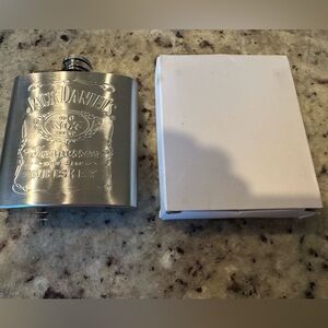 Jack Daniels 6 oz Flask with Screw on Lid